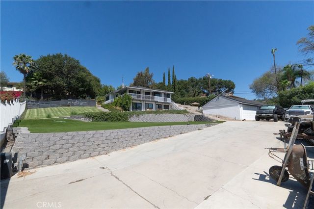 2245 Vista Rd, La Habra Heights, CA 90631