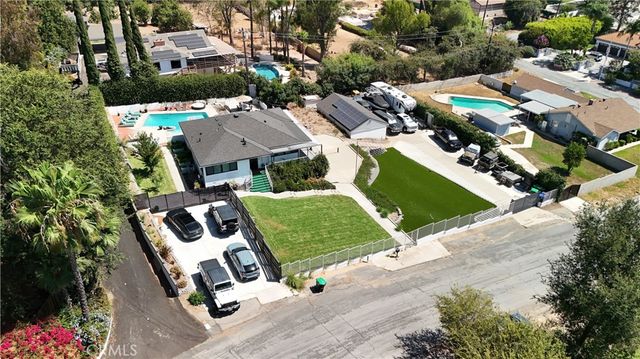 2245 Vista Rd, La Habra Heights, CA 90631