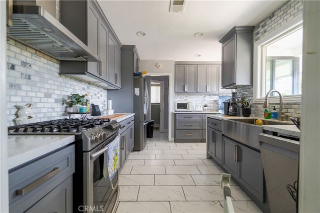 2245 Vista Rd, La Habra Heights, CA 90631
