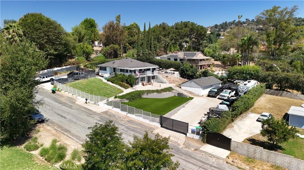 2245 Vista Rd, La Habra Heights, CA 90631