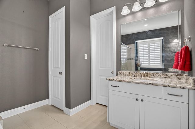 6627 Dolan Falls Dr, Argyle, TX 76226