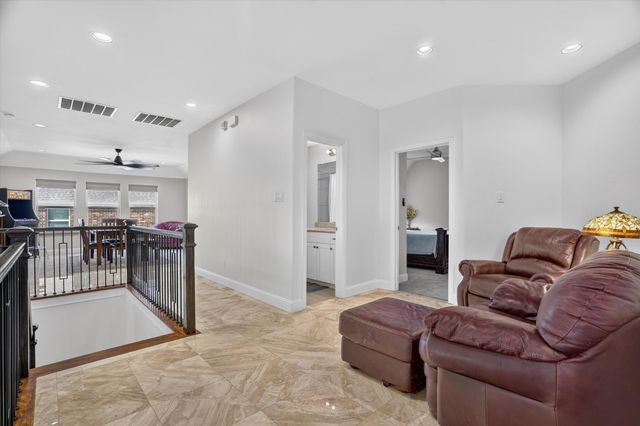 6627 Dolan Falls Dr, Argyle, TX 76226