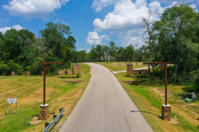 15973 Ridge Oak Road, Willis, TX 77378