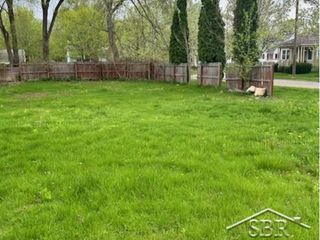 206 Villaire Street, Essexville, MI 48632