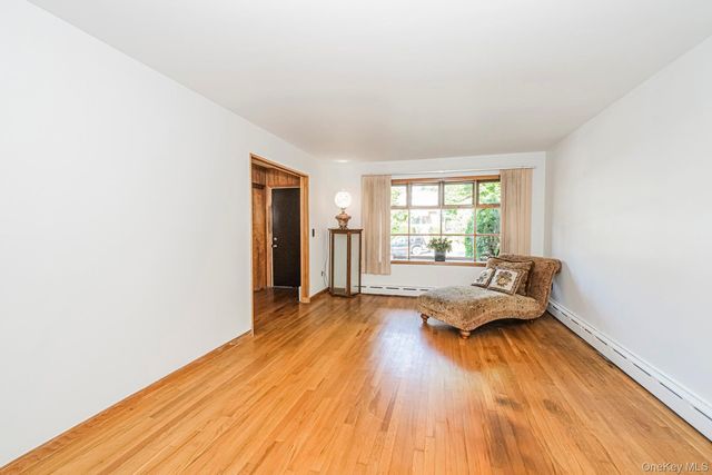 74 Highview Avenue, Staten Island, NY 10301
