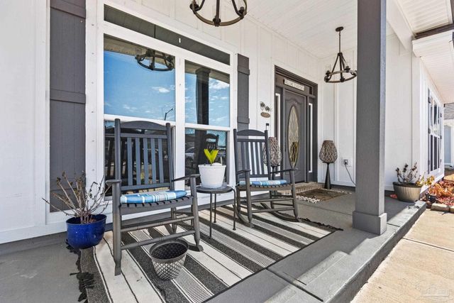 6315 Jenks Dr, Gulf Breeze, FL 32563