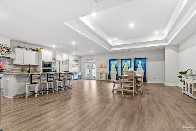 6315 Jenks Dr, Gulf Breeze, FL 32563