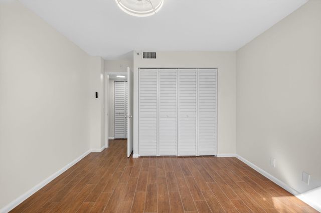 5260 NW 2nd Avenue 206, Boca Raton, FL 33487