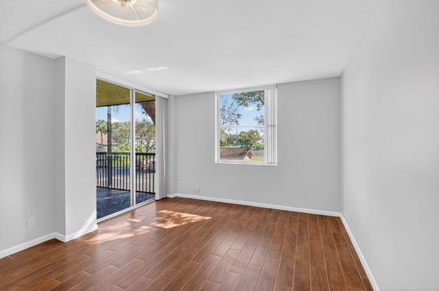 5260 NW 2nd Avenue 206, Boca Raton, FL 33487