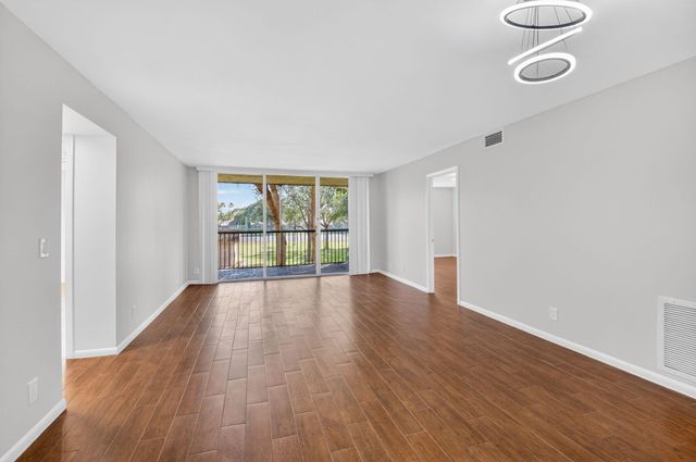 5260 NW 2nd Avenue 206, Boca Raton, FL 33487