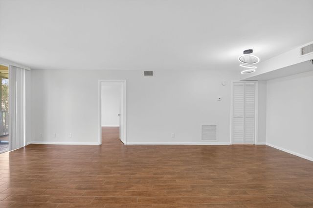 5260 NW 2nd Avenue 206, Boca Raton, FL 33487