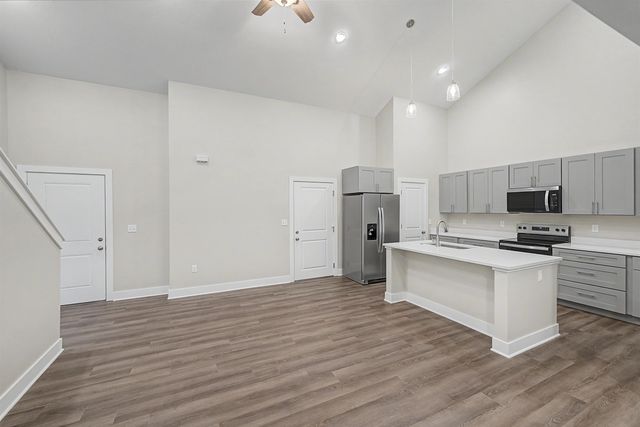 2710 Amelia Ln., Salina, KS 67401