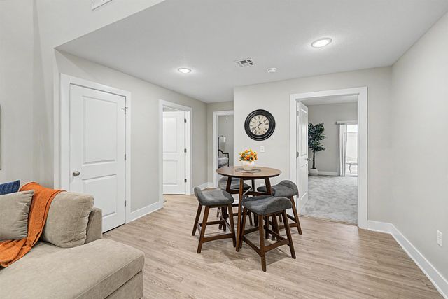 2710 Amelia Ln., Salina, KS 67401