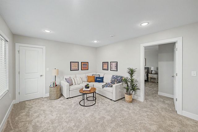 2710 Amelia Ln., Salina, KS 67401