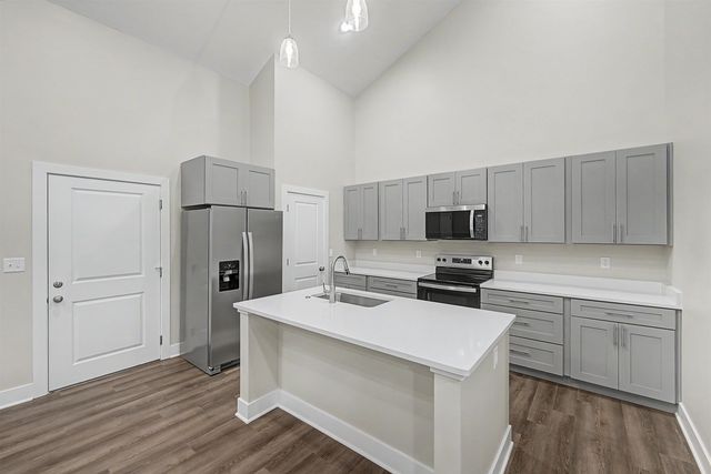 2710 Amelia Ln., Salina, KS 67401