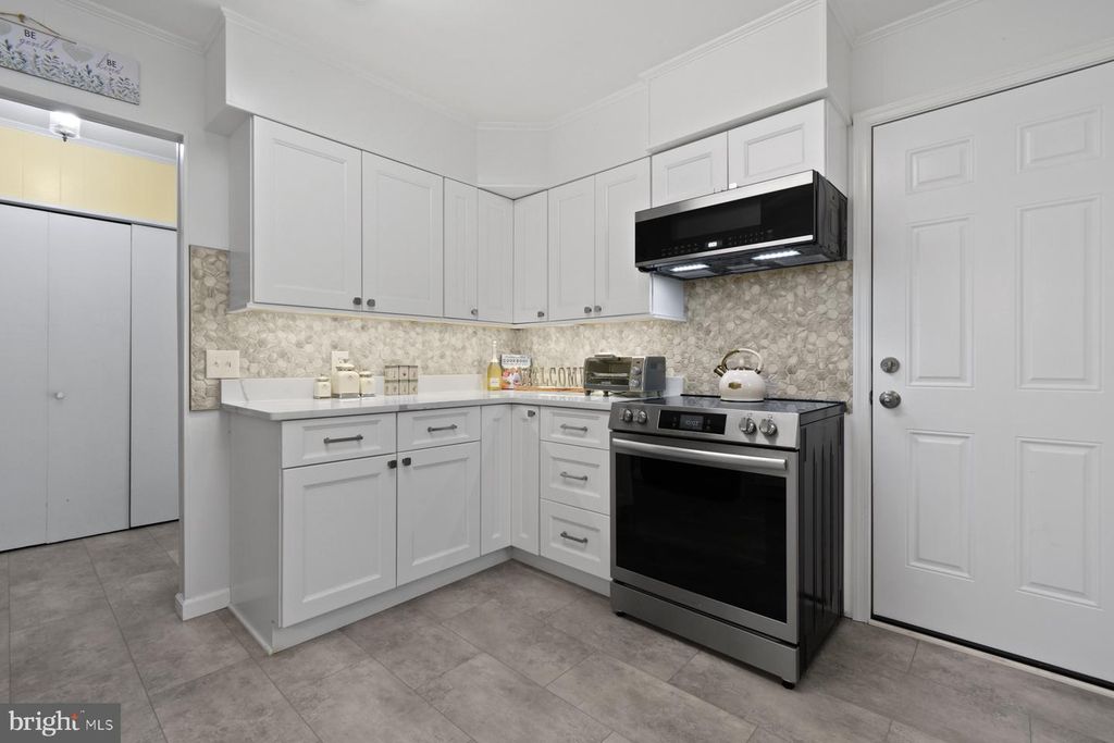 Image 11 of property listing at 20 SOUTHWIND, Ocean Pines, MD 21811