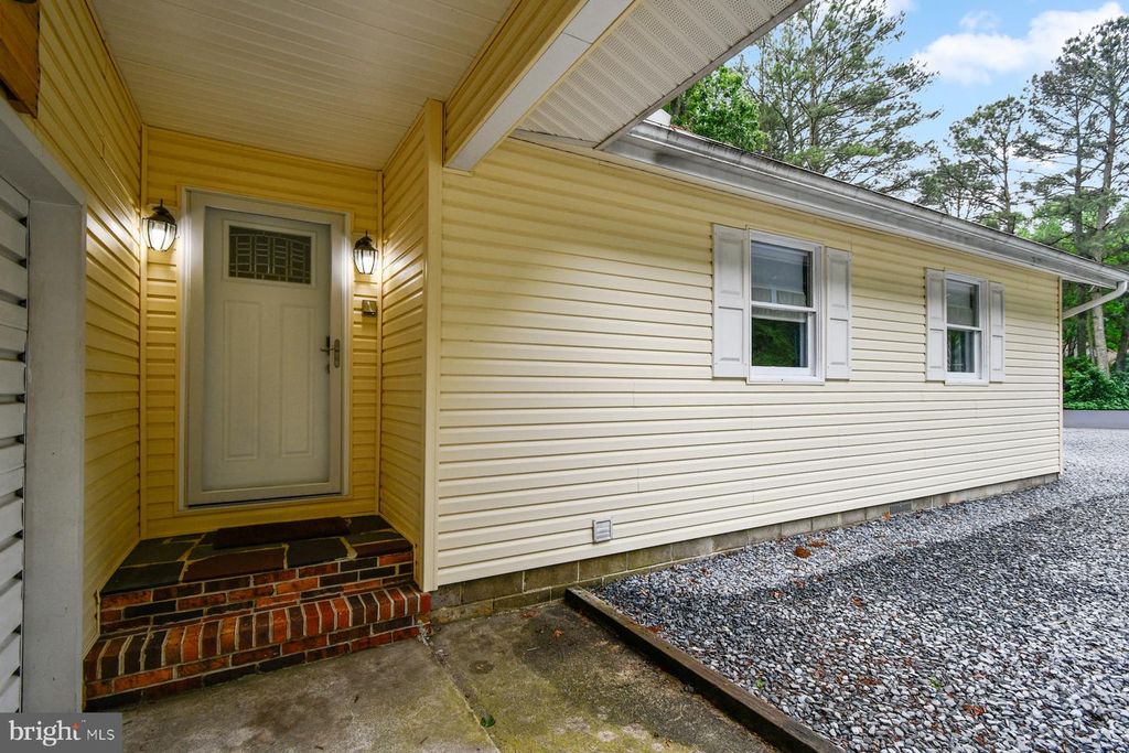 Image 3 of property listing at 20 SOUTHWIND, Ocean Pines, MD 21811