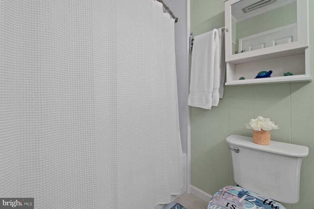 Image 35 of property listing at 20 SOUTHWIND, Ocean Pines, MD 21811