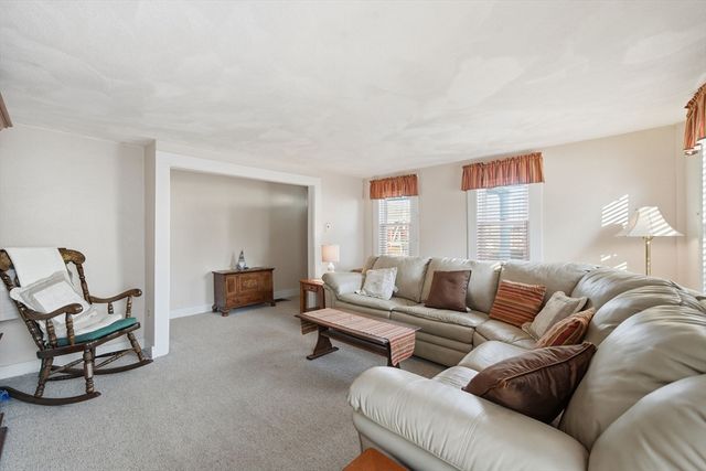 21-23 Eastern Avenue, Woburn, MA 01801