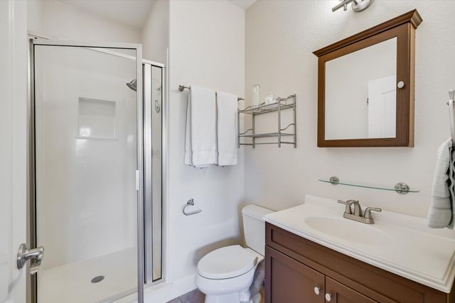102 Osprey CIR, Bastrop, TX 78602