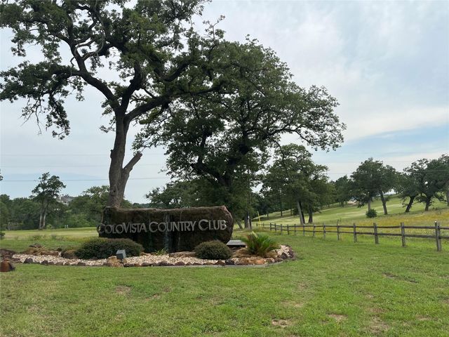 102 Osprey CIR, Bastrop, TX 78602