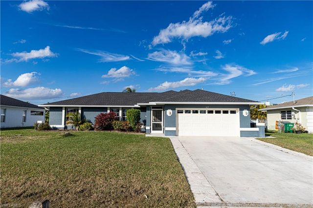 417 SE 21st TER, Cape Coral, FL 33990