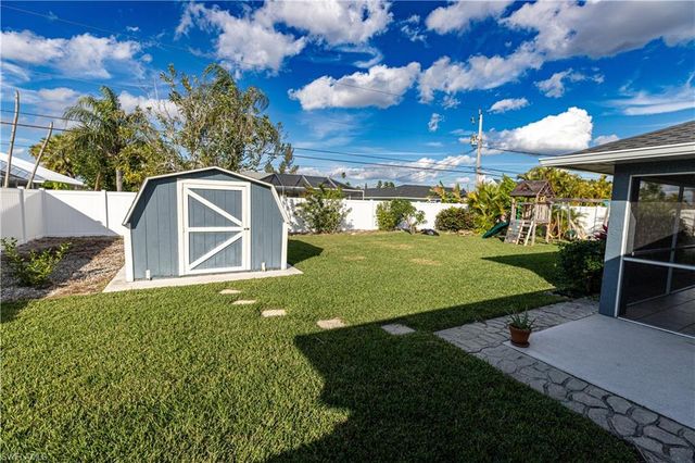 417 SE 21st TER, Cape Coral, FL 33990