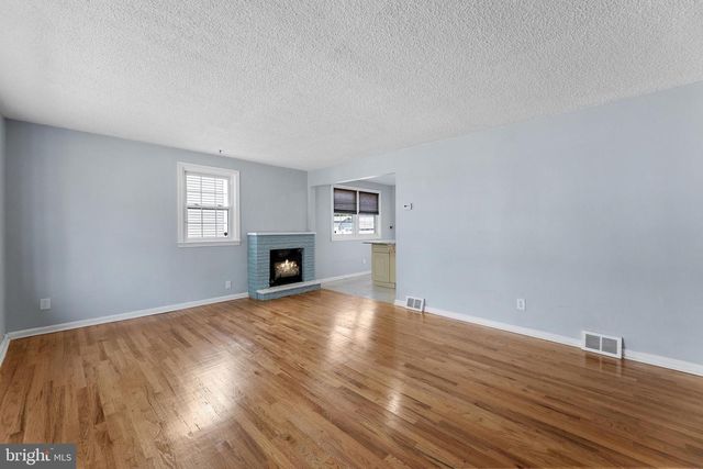 7270 GITHENS AVE, Pennsauken, NJ 08109