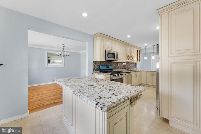 7270 GITHENS AVE, Pennsauken, NJ 08109