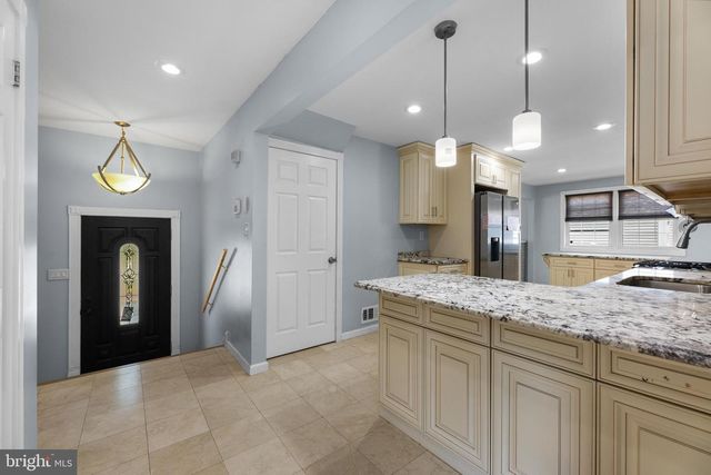 7270 GITHENS AVE, Pennsauken, NJ 08109