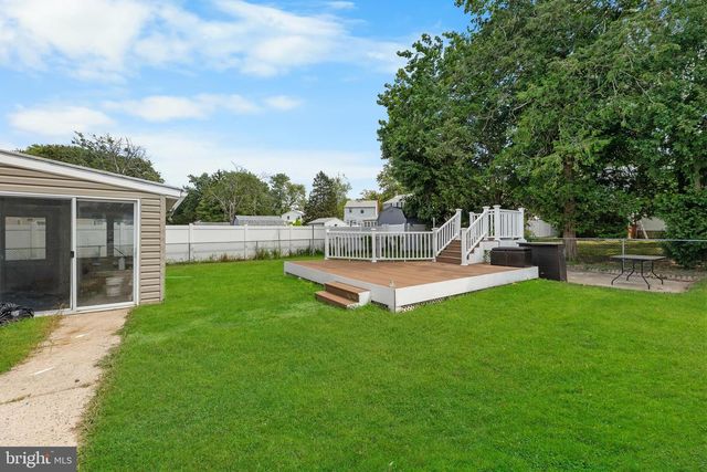 7270 GITHENS AVE, Pennsauken, NJ 08109