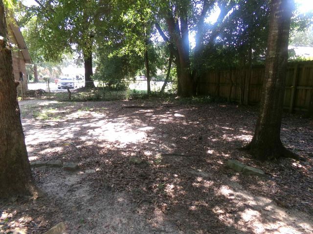 6008 Kingswood Dr, Milton, FL 32570