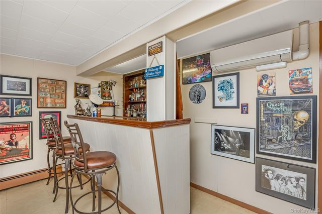 192 Sycamore Avenue, Bethpage, NY 11714