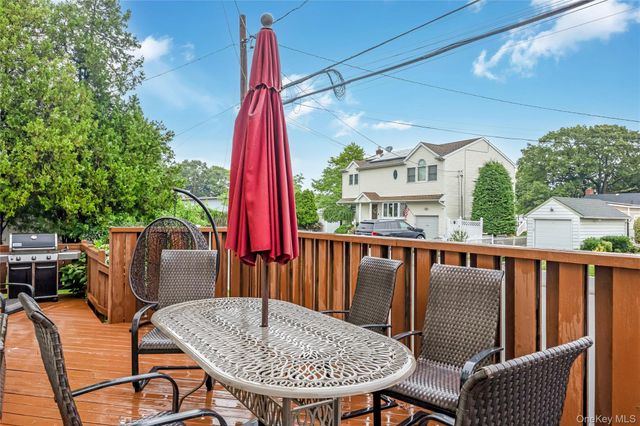 192 Sycamore Avenue, Bethpage, NY 11714