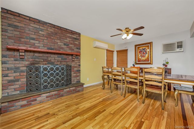 192 Sycamore Avenue, Bethpage, NY 11714