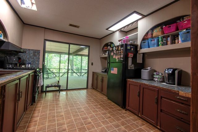 337 Simpson Mountain Road, Murphy, NC 28906