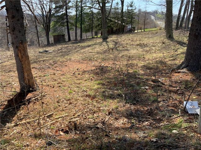 860 Mounts Rd, South Franklin, PA 15301