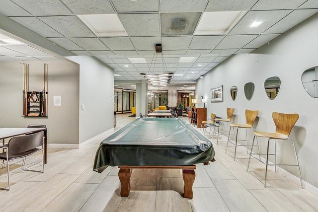 505 N LAKE SHORE Drive 407, Chicago, IL 60611