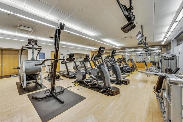 505 N LAKE SHORE Drive 407, Chicago, IL 60611