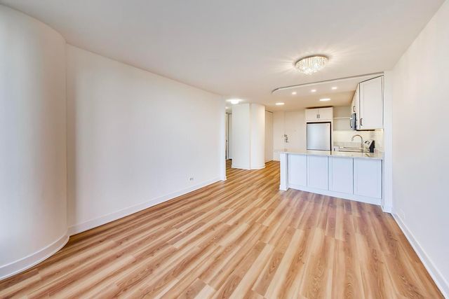 505 N LAKE SHORE Drive 407, Chicago, IL 60611