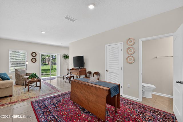 7744 LEGACY Trail, Jacksonville, FL 32256