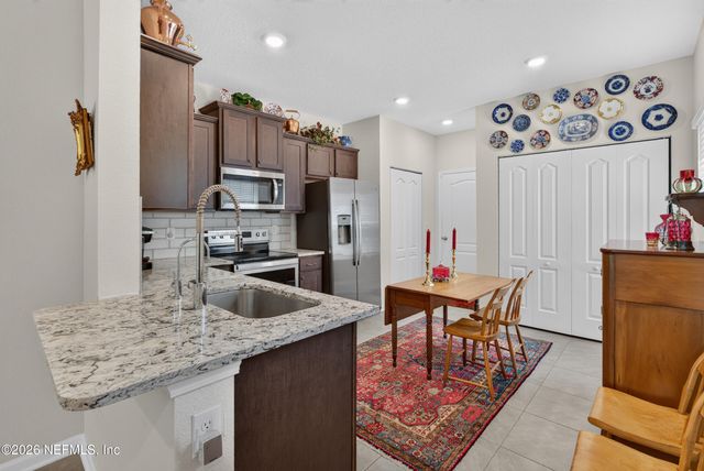 7744 LEGACY Trail, Jacksonville, FL 32256
