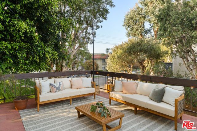 8180 Manitoba Street 102, Playa Del Rey (los Angeles), CA 90293