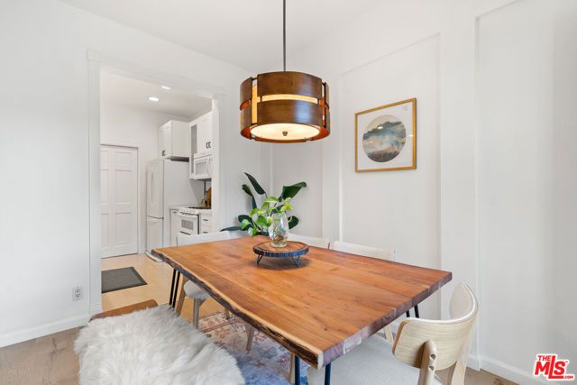 8180 Manitoba Street 102, Playa Del Rey (los Angeles), CA 90293