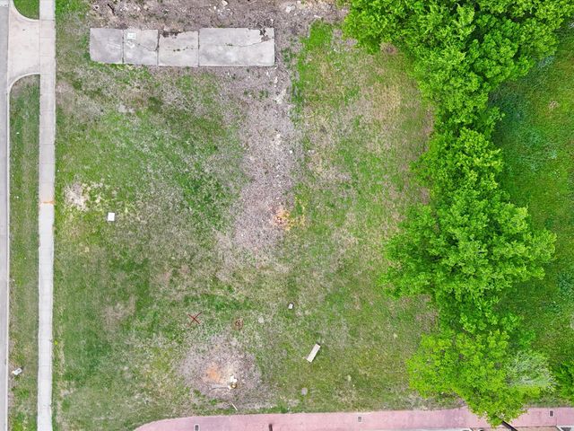 1003 E Rosedale Street, Fort Worth, TX 76104