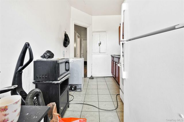 106-17 Jamaica Avenue, Richmond Hill, NY 11418