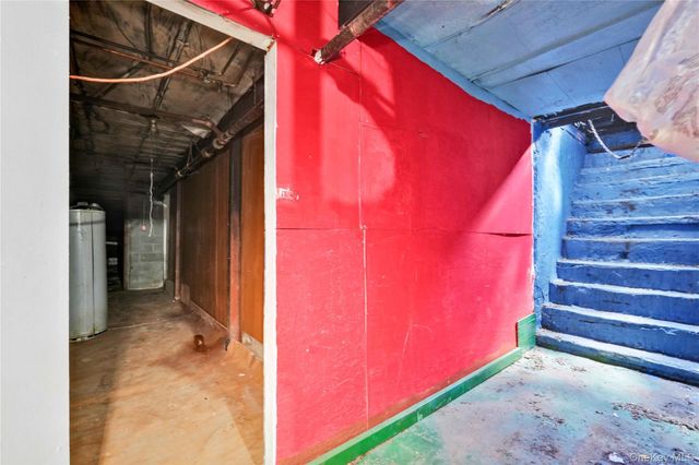 106-17 Jamaica Avenue, Richmond Hill, NY 11418
