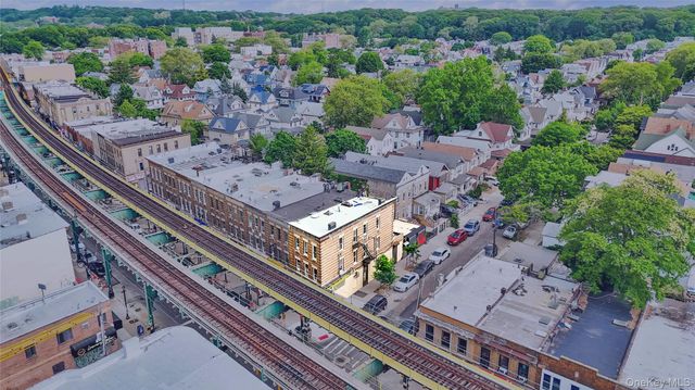 106-17 Jamaica Avenue, Richmond Hill, NY 11418