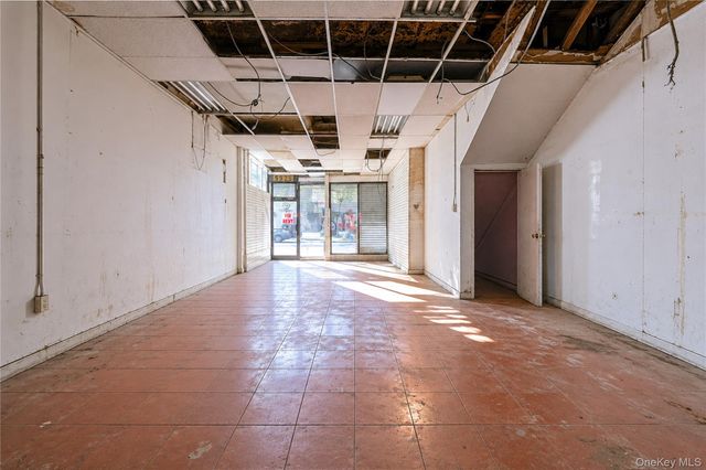 106-17 Jamaica Avenue, Richmond Hill, NY 11418