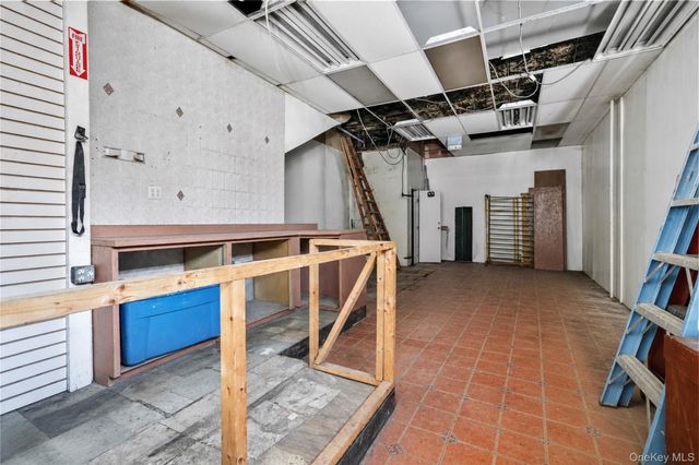 106-17 Jamaica Avenue, Richmond Hill, NY 11418